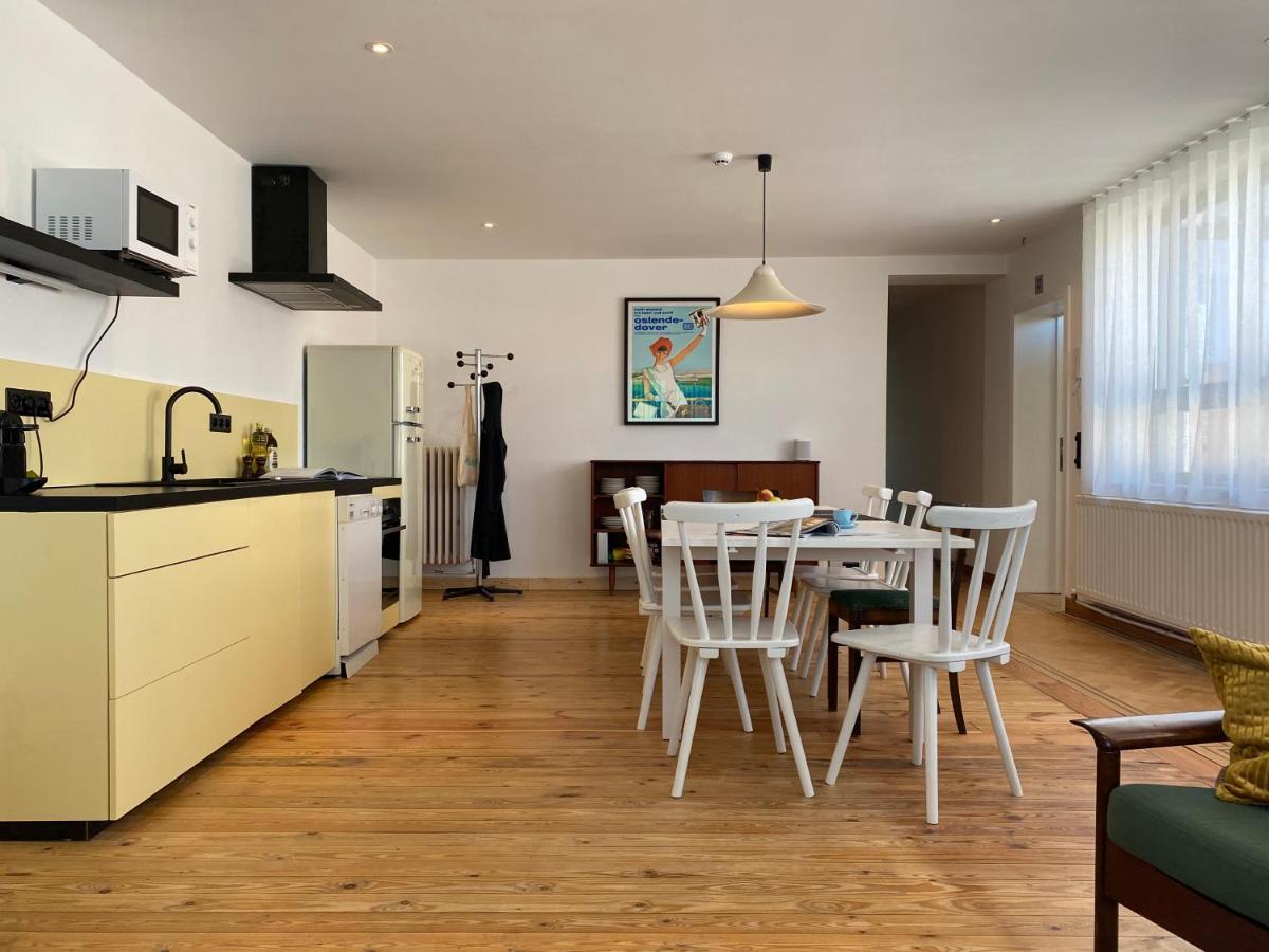 Family Floor - La Couronne - Authentiek Met Veel Lichtinval * Ostende