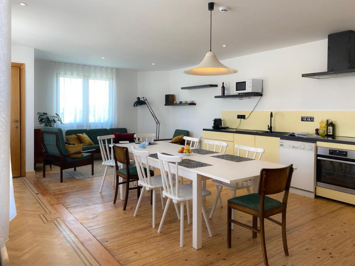 Appartement Family Floor - La Couronne - Authentiek Met Veel Lichtinval