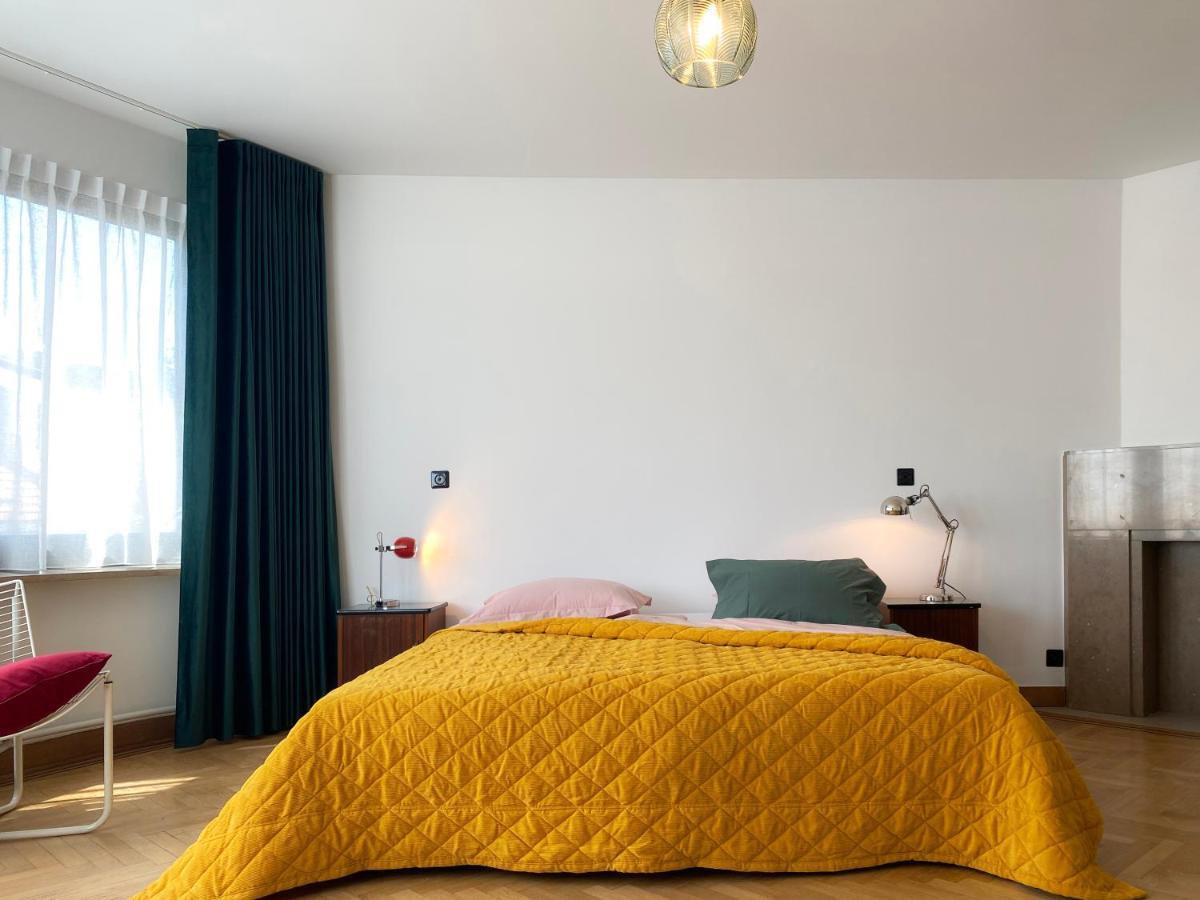 Family Floor - La Couronne - Authentiek Met Veel Lichtinval