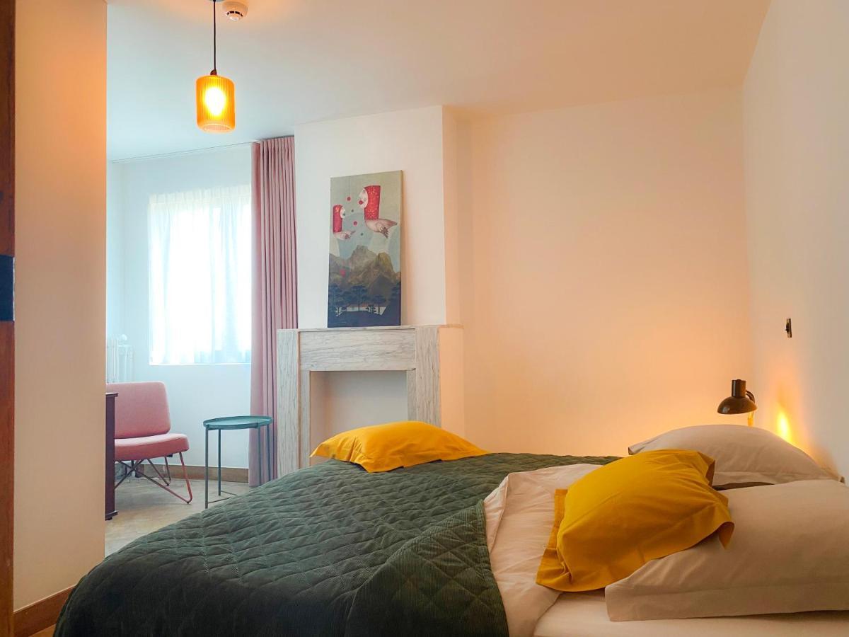 Apartamento Family Floor - La Couronne - Authentiek Met Veel Lichtinval